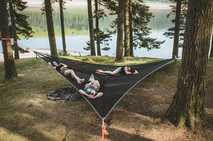 Triangular Multi-Person Camping Hammock – 2.8 x 2.8m (Green)