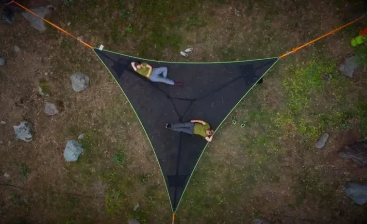 Triangular Multi-Person Camping Hammock – 2.8 x 2.8m (Green)